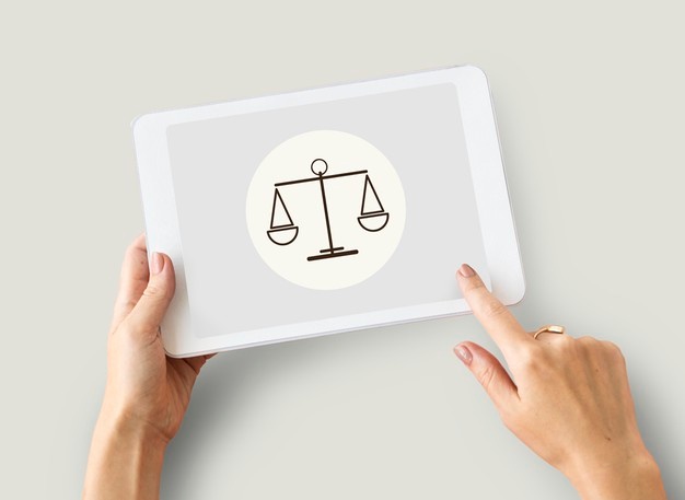 Benefícios a longo prazo do uso de tecnologia em escritórios de advocacia